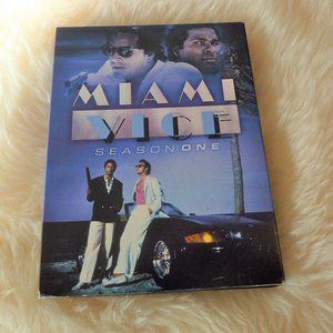 Miami Vice Season One DVD